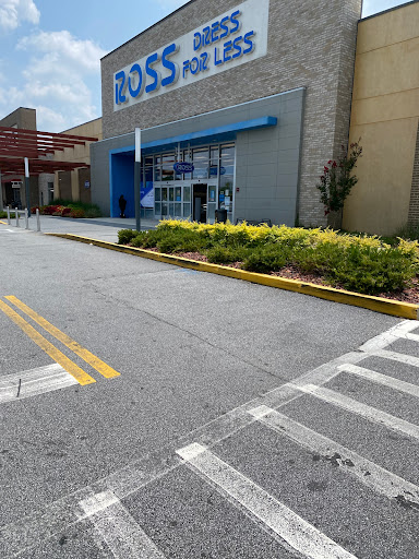 Clothing Store «Ross Dress for Less», reviews and photos, 2595 N Decatur Rd, Decatur, GA 30033, USA