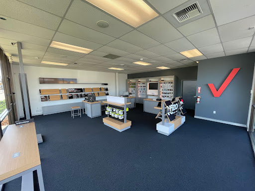 Cell Phone Store «Verizon Authorized Retailer, TCC», reviews and photos, 5310 Pacific Hwy E, Fife, WA 98424, USA