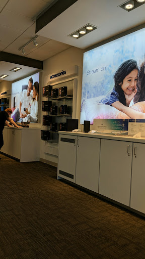 Cable Company «Cox Solutions Store», reviews and photos, 545 Marks St #101, Henderson, NV 89014, USA