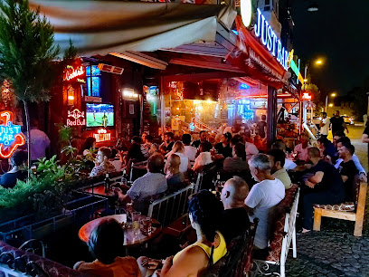 Just Bar - Cankurtaran, Akbıyık Cd. No:28, 34400 Fatih/İstanbul, Türkiye