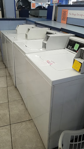 Coin Operated Laundry Equipment Supplier «Blue Moon Coin Laundry», reviews and photos, 5425 Linda Vista Rd, San Diego, CA 92110, USA