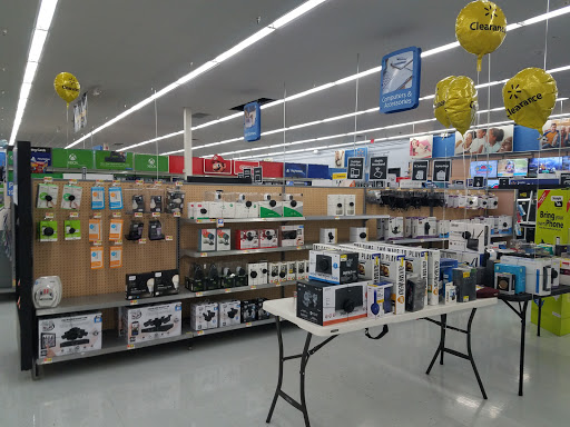 Department Store «Walmart Supercenter», reviews and photos, 150 Smith Rd, St Charles, IL 60174, USA