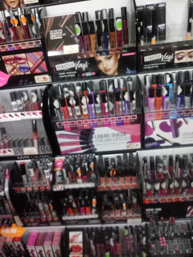 Beauty Supply Store «Beauty 4 U», reviews and photos, 6388 E 82nd St, Indianapolis, IN 46250, USA