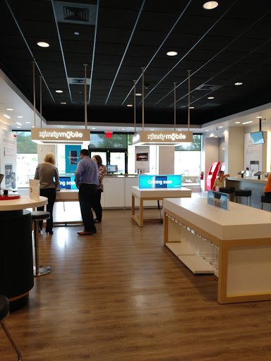 Xfinity Store by Comcast image 8