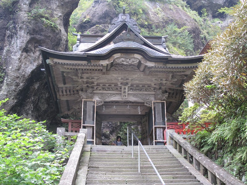 榛名神社 随神門