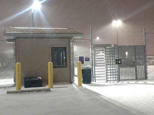 Mailing Service «FedEx Ground», reviews and photos, 100 J St, Perrysburg, OH 43551, USA