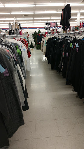 Thrift Store «Eau Claire Goodwill Retail Store & Training Center», reviews and photos