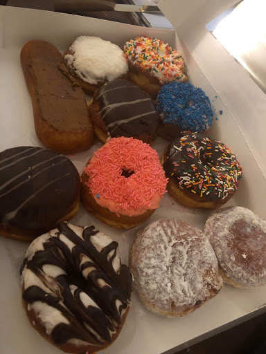 Donut Shop «Donut Palace», reviews and photos, 3164 NW 185th Ave, Portland, OR 97229, USA