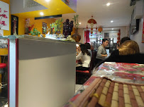 Atmosphère du Restaurant vietnamien Les 9 Lotus à Lyon - n°4