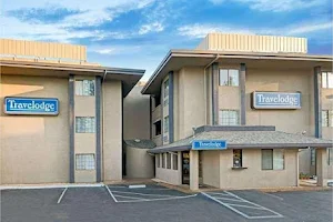 Travelodge by Wyndham Sacramento / Rancho Cordova image