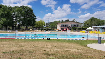 Piscine de Villecresnes à Villecresnes