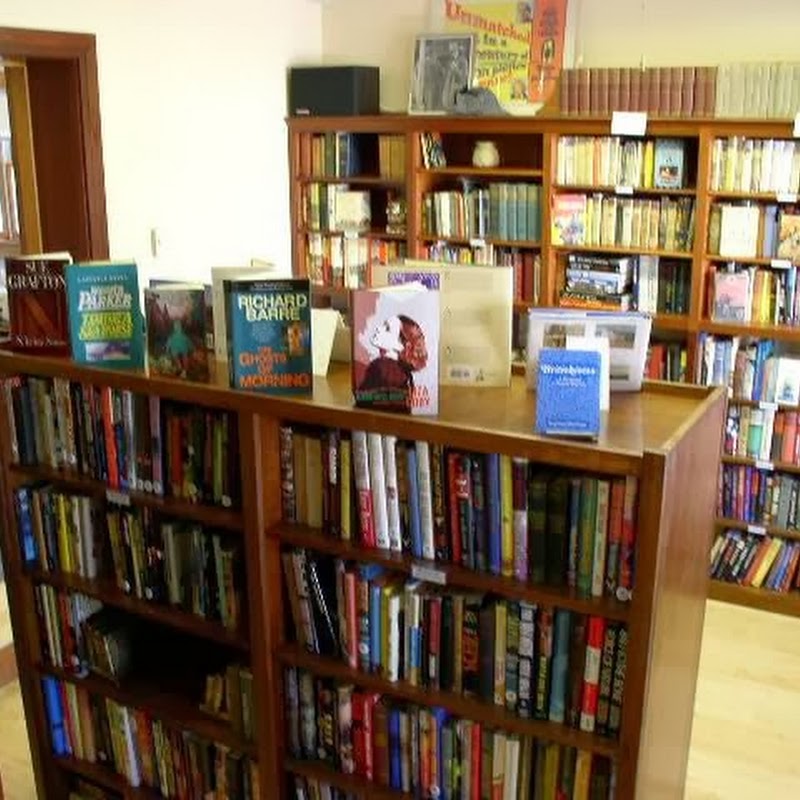 Bar Harbor Book Shop (Mystery Cove Book Shop)