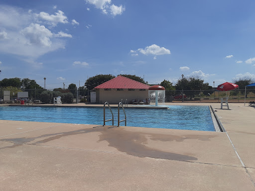 Carl Levin Park Outdoor Swimming Pool