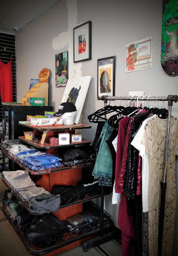 Tobacco Shop «Elevated Smoke Shop», reviews and photos, 830 W Southern Ave #6, Mesa, AZ 85210, USA