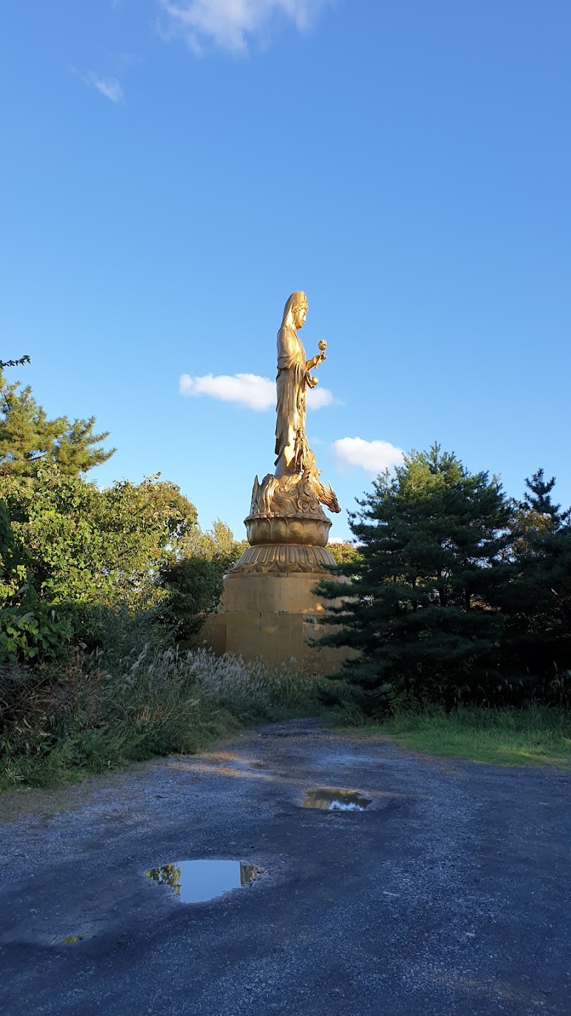 Gold Kannon Statue