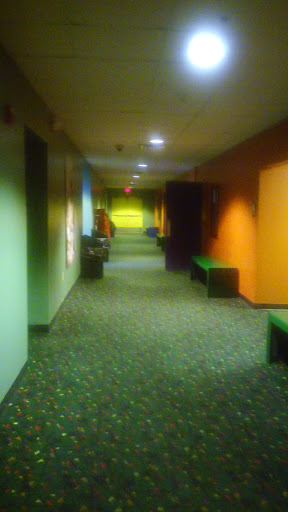 Movie Theater «MT Vernon Premiere Theatre 7», reviews and photos, 11535 Upper Gilchrist Rd, Mt Vernon, OH 43050, USA