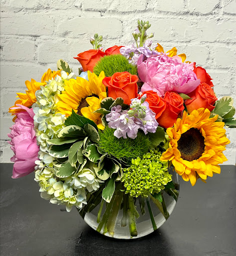 Florist «Vienna Florist & Gifts», reviews and photos, 431 Maple Ave W, Vienna, VA 22180, USA