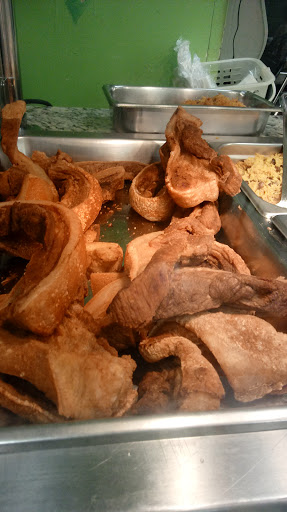 Latin American Restaurant «La Familia Latin Hot Food & Grocery», reviews and photos, 120 E Brandon Blvd, Brandon, FL 33511, USA