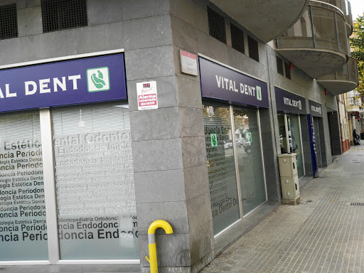 Clínica Dental Vitaldent en Montcada i Reixac, Barcelona