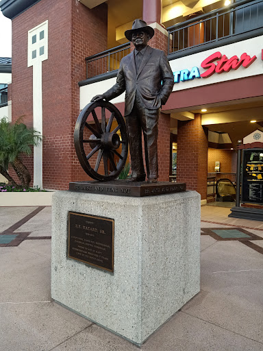 Shopping Mall «Hazard Center», reviews and photos, 7610 Hazard Center Dr, San Diego, CA 92108, USA