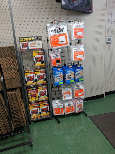 Truck Rental Agency «U-Haul Moving & Storage of Thornton», reviews and photos, 4833 Thornton Ave, Fremont, CA 94536, USA