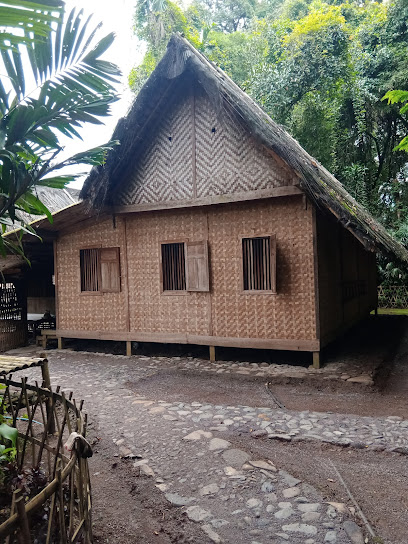 Rumah Adat Cikondang