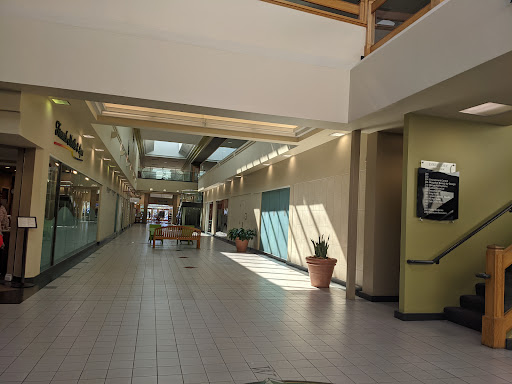Shopping Mall «Oakway Center», reviews and photos, 2350 Oakmont Way #204, Eugene, OR 97401, USA