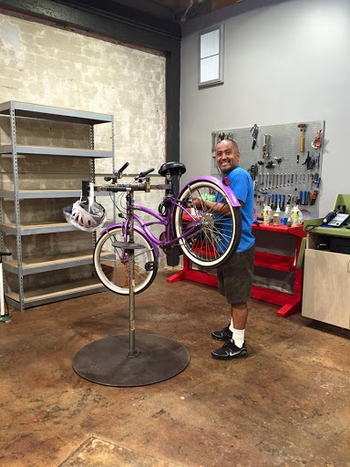 Bicycle Store «Jax Bicycle Center», reviews and photos, 410 Main St, Huntington Beach, CA 92648, USA
