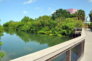 Central Broadway Park