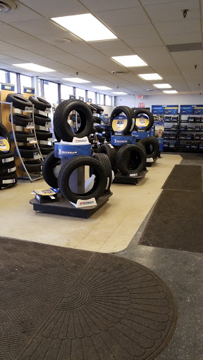Tire Shop «Tireman Auto Service Centers», reviews and photos, 532 Illinois Ave, Maumee, OH 43537, USA