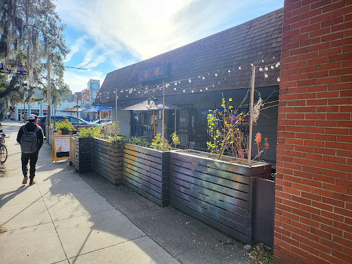 Bar & Grill «The Wormhole Neighborhood Pub & Music Venue», reviews and photos, 2307 Bull St, Savannah, GA 31401, USA