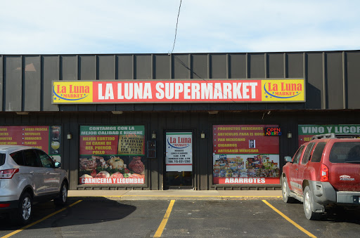 Grocery Store «La Misma Luna Supermarket», reviews and photos, 2901-2977 London Rd, Eau Claire, WI 54701, USA
