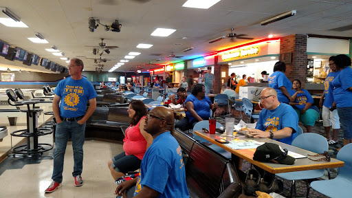 Bowling Alley «Plaza Lanes», reviews and photos, 2701 Douglas Ave, Des Moines, IA 50310, USA