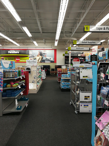 Office Supply Store «Staples», reviews and photos, 1551 W Algonquin Rd, Rolling Meadows, IL 60008, USA