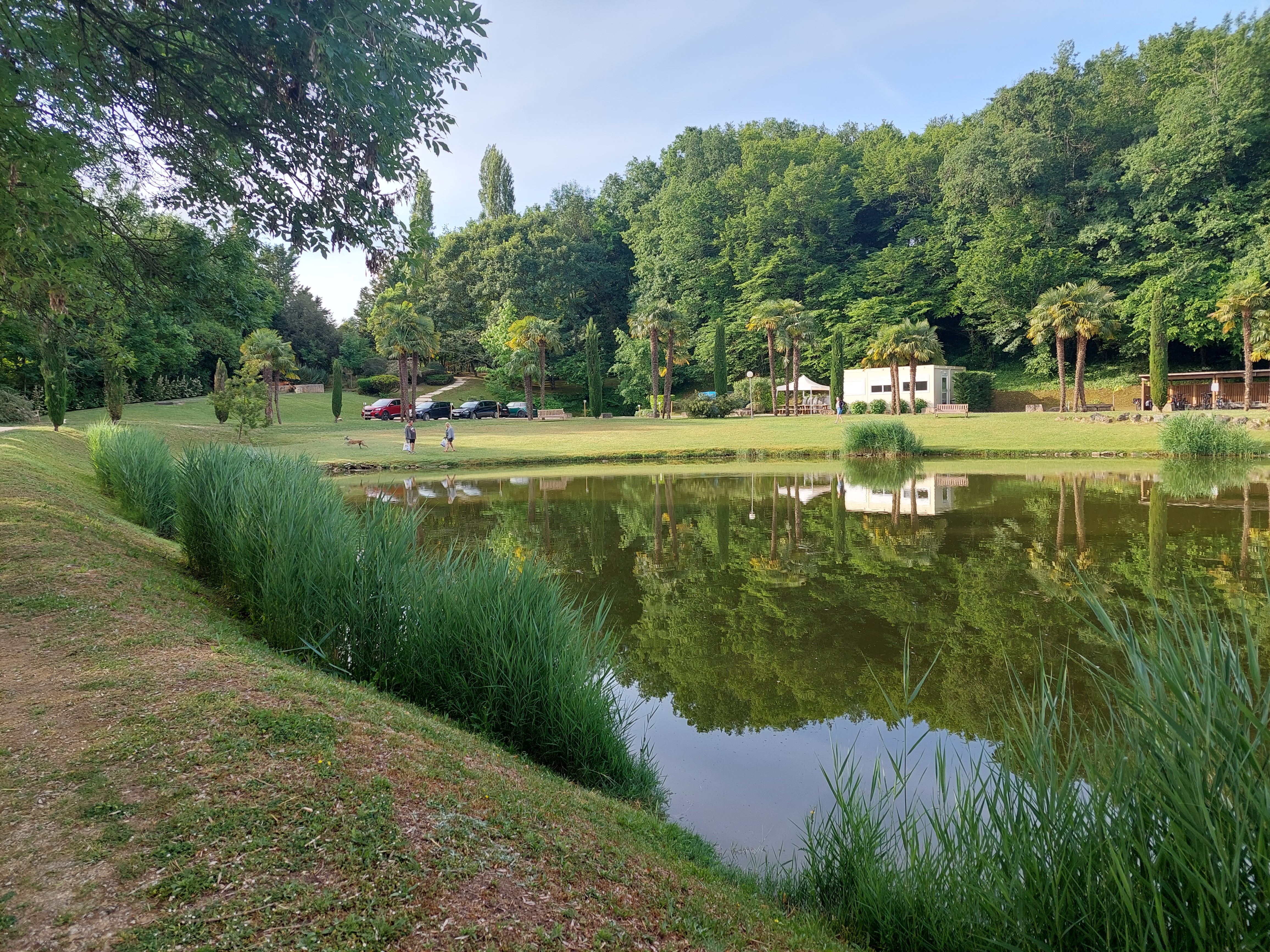 Photo n° 4 de l'avis de Maryvonne.a fait le 19/05/2022 à 20:28