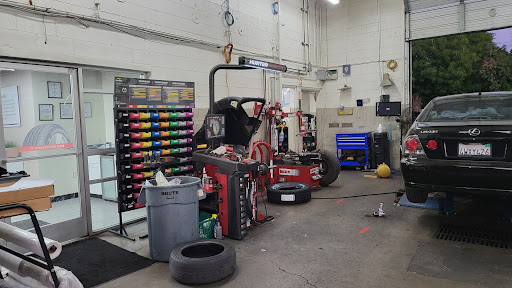 Big Brand Tire & Service image