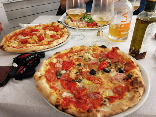 Pizzeria da Serafino e Giovanni in Cannigione, Provincia di Sassari