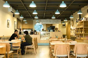 Blue Tokai Coffee Roasters | Park Street image
