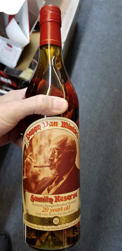 Liquor Store «Myrtle Beach Liquor», reviews and photos, 2010 N Kings Hwy suite A, Myrtle Beach, SC 29577, USA