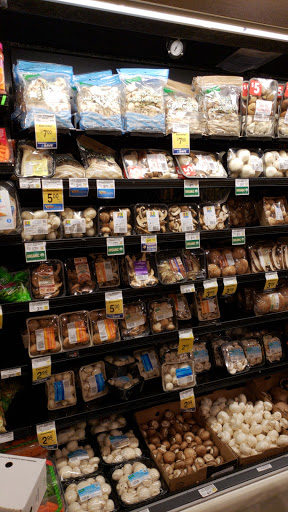 Grocery Store «Safeway», reviews and photos, 1187 S Main St, Manteca, CA 95337, USA