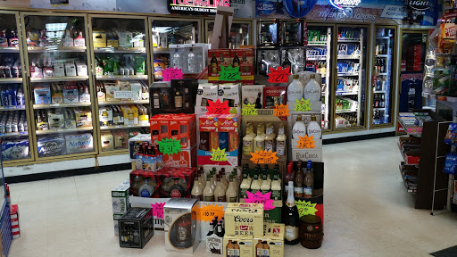 Liquor Store «Tiverton Liquor Store», reviews and photos, 65 Main Rd, Tiverton, RI 02878, USA