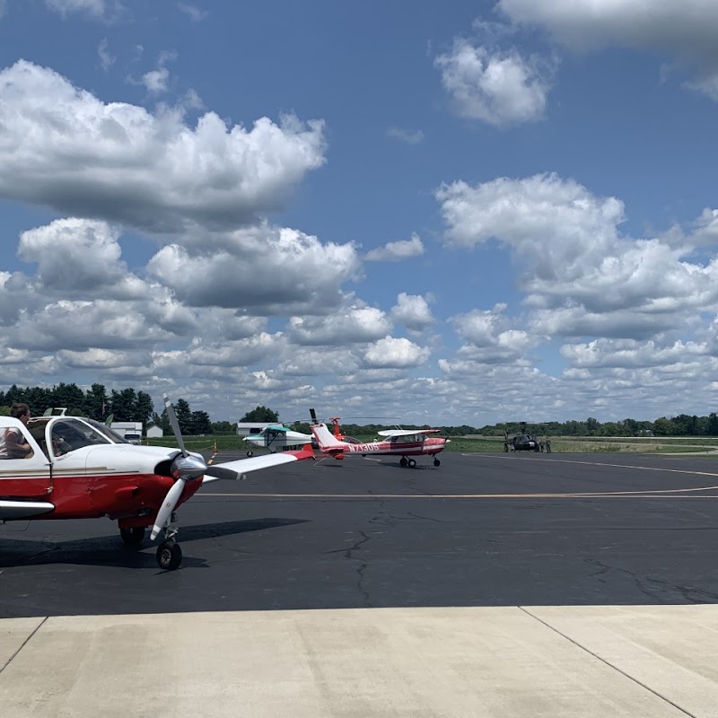 Peru Municipal Airport-I76