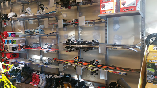 Sporting Goods Store «Second Gear Sports», reviews and photos, 6529 California Ave SW, Seattle, WA 98136, USA
