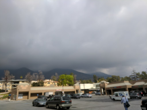 Donut Shop «Sierra Doughnut», reviews and photos, 3837 E Sierra Madre Blvd, Pasadena, CA 91107, USA