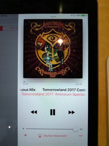 Computer Store «Apple Pasadena», reviews and photos, 54 W Colorado Blvd, Pasadena, CA 91105, USA