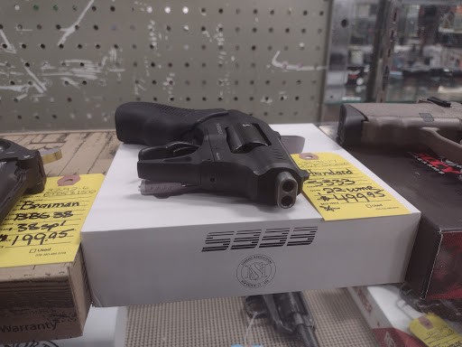 Army & Navy Surplus Shop «Army Navy Outdoor Center», reviews and photos, 5814 N Henry Blvd, Stockbridge, GA 30281, USA