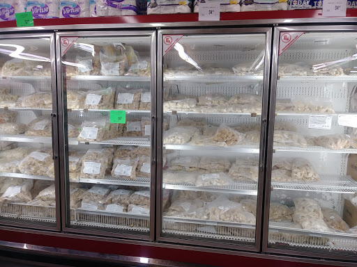 Grocery Store «The Salvage Store Discount Grocery», reviews and photos, 82540 LA-25, Folsom, LA 70437, USA