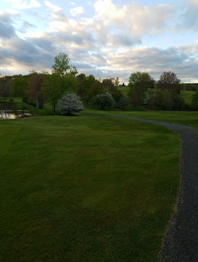Golf Course «Grandview Farms Golf Course», reviews and photos, 400 Hartwell Rd, Berkshire, NY 13736, USA