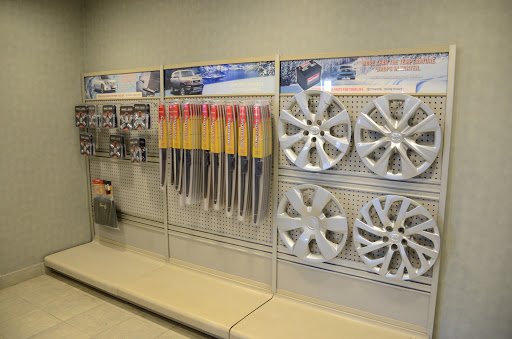 Toyota Dealer «St Charles Toyota», reviews and photos, 2651 E Main St, St Charles, IL 60174, USA