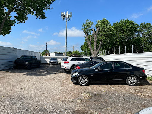 Used Car Dealer «DFW AUTO FINANCING LLC», reviews and photos, 10845 Ferguson Rd, Dallas, TX 75228, USA